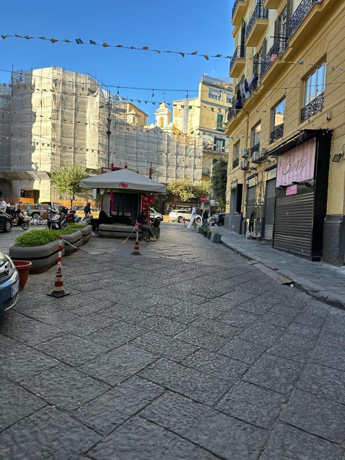 Alesuite Νάπολη Εξωτερικό φωτογραφία